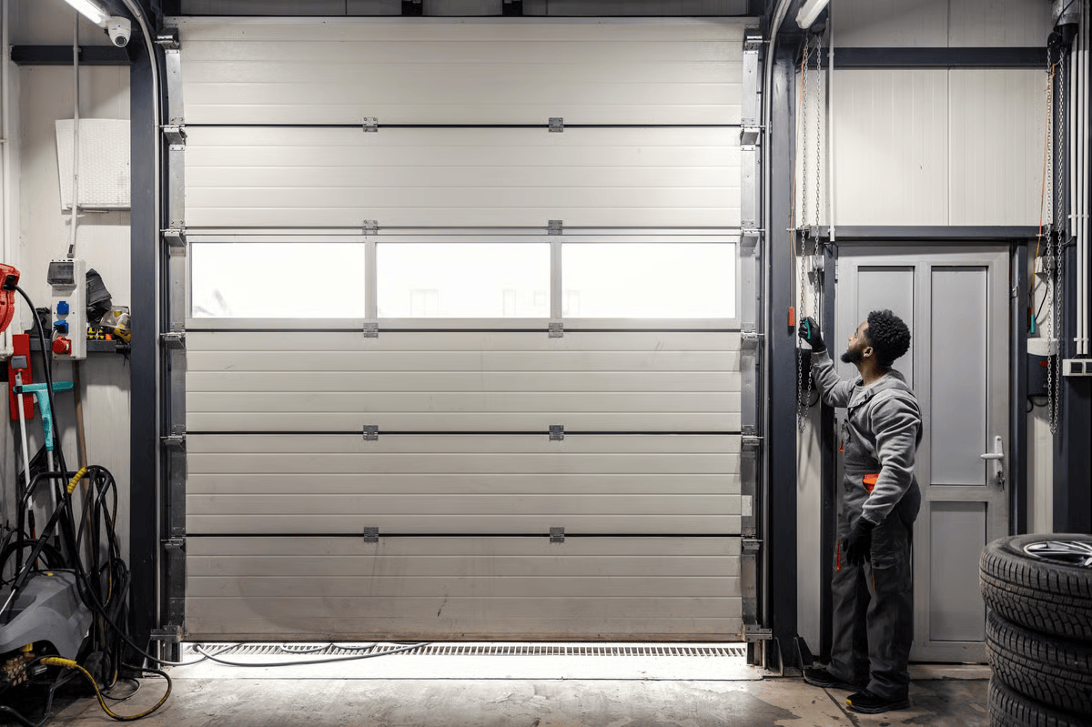 garage door repair image